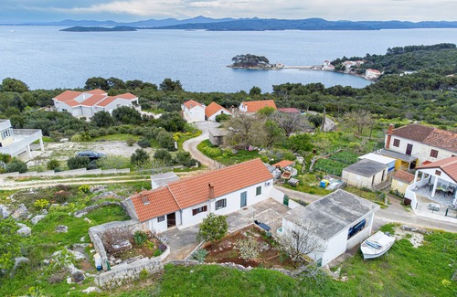 Savar Apartamento | Apartamento para dos personas con aire acondicionado Savar, Dugi otok (A-12762-a)