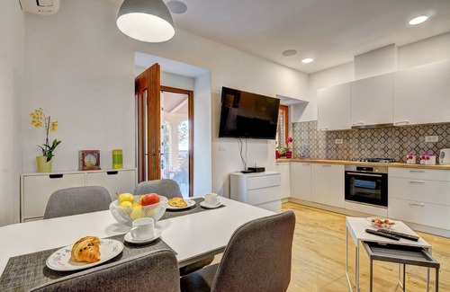 Valbandon Apartamento | Apartamento para dos personas con una terraza Fazana (A-7207-a)