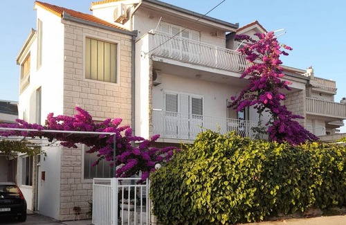 Mejasi Apartamento | Apartamento para dos personas con una terraza Split (A-22101-a)
