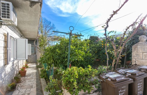 Mejasi Apartamento | Apartamento para dos personas con una terraza Split (A-22101-a)