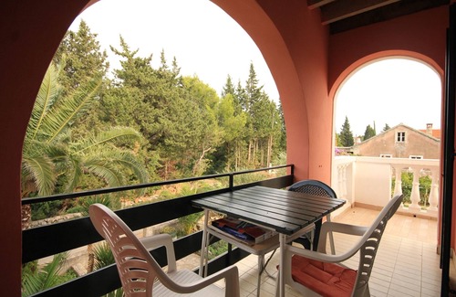 Susica Apartamento | Two bedroom apartment with terrace Susica, Ugljan (A-841-b)