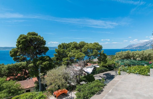 Brela Apartamento | Apartamento para dos personas con balcón y vista al mar Brela, Makarska (A-2717-c)
