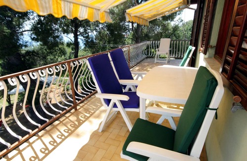 Zavala Apartamento | Apartamento para dos personas con terraza y vista al mar Zavala, Hvar (A-594-b)