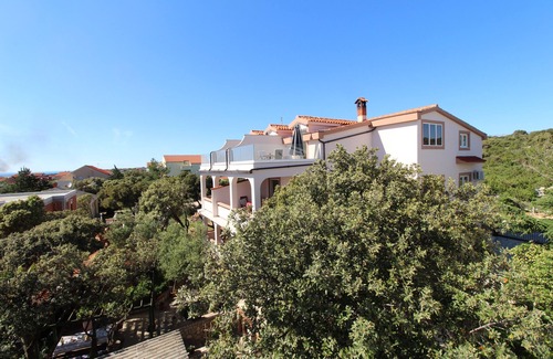 Mandre Apartamento | Apartamento para dos personas con terraza y vista al mar Mandre, Pag (A-6309-b)