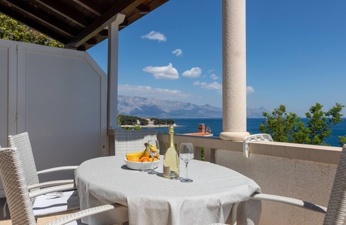 Selca Apartamento | Apartamento para dos personas con terraza y vista al mar Puntinak, Brac (A-718-d)