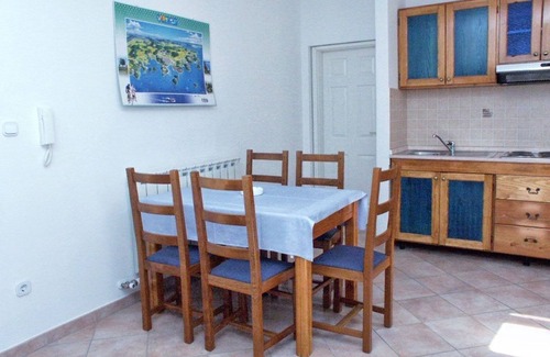 Vrsar Apartamento | Apartamento para dos personas con terraza y vista al mar Vrsar, Porec (A-3007-c)