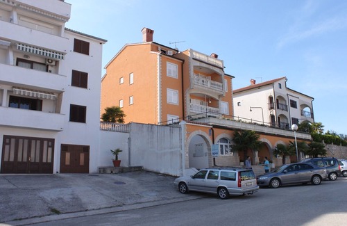 Vrsar Apartamento | Apartamento para dos personas con terraza y vista al mar Vrsar, Porec (A-3007-c)