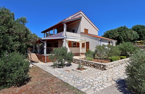 Lun Apartamento | Apartamento para dos personas con terraza y vista al mar Lun, Pag (A-21905-a)