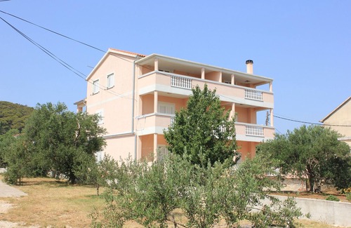 Kraj Apartamento | Apartamento para dos personas con terraza y vista al mar Kraj, Pasman (A-331-c)