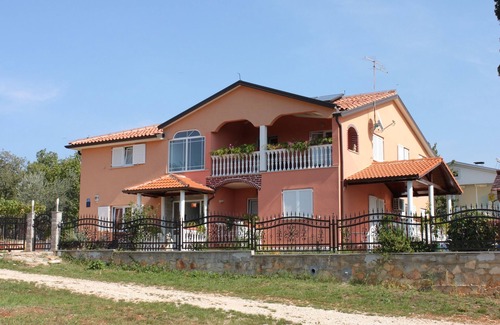 Valica Apartamento | Two bedroom apartment with terrace Valica, Umag (A-7122-b)
