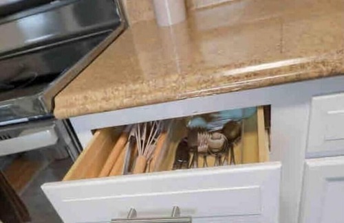 Middletown Apartamento | Two Bedroom Apt. with laundry