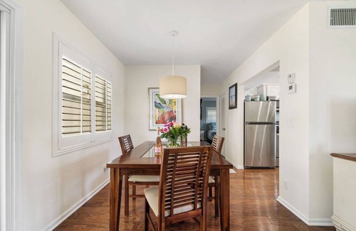 Jog Road Condominio | Two Bedroom Boutique Condo 2 Blocks from the Beach and Atlantic Avenue