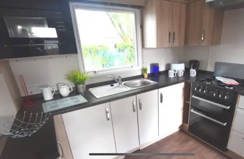 Clacton-on-Sea Cabina | Two bedroom caravan St Osyth Hoilday Park