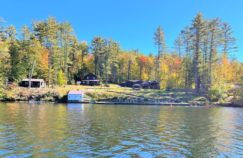 Lake Luzerne Cabina | Two Bedroom Carpenter Cabin