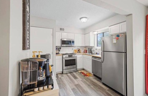 Summit Station Condominio | Two bedroom condo for rent!