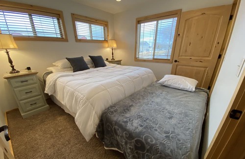 Rexburg Apartamento | Apartamento-Diseñador-Baño Privado-5-Downstairs/Pets allowed