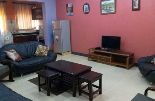Kampala Casa | Casa completa amueblada de dos habitaciones con servicio gratuito de aeropuerto