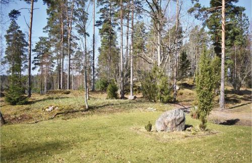 Kvillsfors Casa | Two-Bedroom Holiday Home In Kvillfors