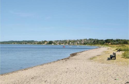 Fuglslev Casa | Two-Bedroom Holiday Home In Ebeltoft