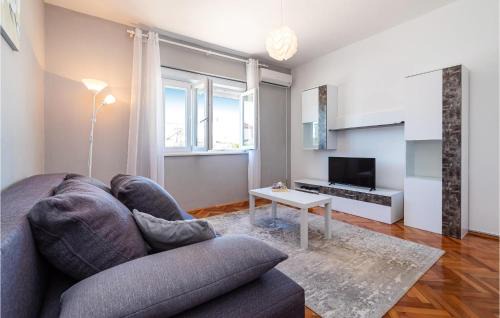 Sukosan Casa | Two-Bedroom Holiday Home In Sokusan