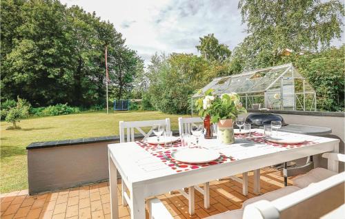 Snogebaek Casa | Two-Bedroom Holiday Home In Nexo