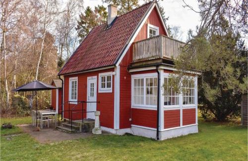 Ljunghusen Casa | Two-Bedroom Holiday Home In Hollviken