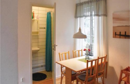 Ljunghusen Casa | Two-Bedroom Holiday Home In Hollviken