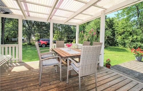 Jonstorp Casa | Two-Bedroom Holiday Home In Jonstorp