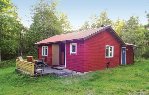 Tvetaryd Casa | Two-Bedroom Holiday Home In Brakne Hoby