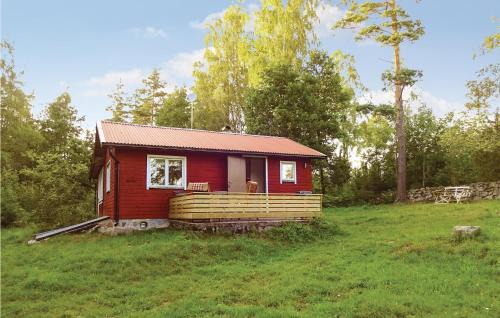 Tvetaryd Casa | Two-Bedroom Holiday Home In Brakne Hoby