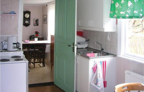 Vimmerby Casa | Two-Bedroom Holiday Home In Vimmerby