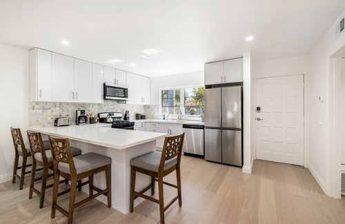 West Mesa Condominio | Two Bedroom Home Near Beach (Santa Barbara)