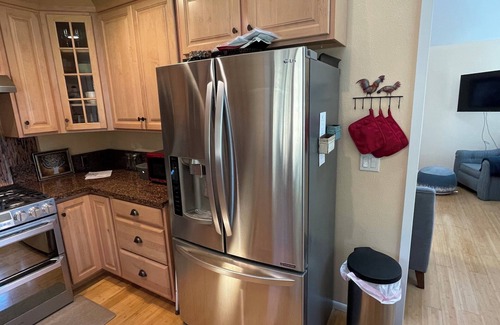 Glen Ellen Casa | Two-bedroom House with Wrap-Around Deck & Garden - Super Amenities