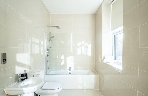 Ipswich Apartamento | Two Bedroom Ipswich Luxury Retreat Self Check-in