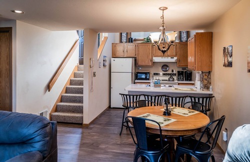 The Galena Territory Casa | Two Bedroom + LOFT, Cozy Golf View Villa, Fast WiFi
