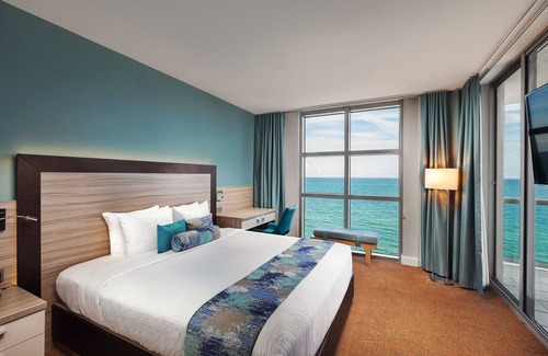 Sunny Isles Beach Complejo | Two Bedroom Oceanfront Apartment