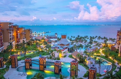 Playa Mujeres Complejo | Two Bedroom Oceanfront Penthouse Suite