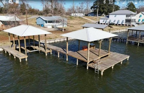 Jarreau Casa | Two bedroom one bath house on the beautiful FALSE RIVER. Pet friendly.