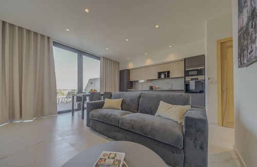 St. Andrew's Apartamento | Two Bedroom Penthouse - Jacuzzi