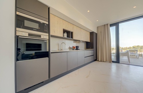 St. Andrew's Apartamento | Two Bedroom Penthouse - Jacuzzi