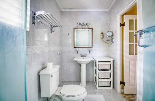 Montego Bay Apartamento | Two Bedroom Seafront Suite - Quiet & Relaxing