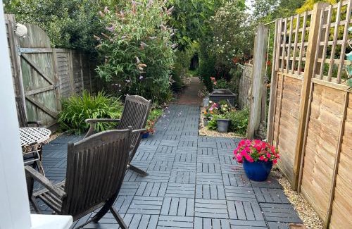 Pulborough Casa | two bedroom south down cottage