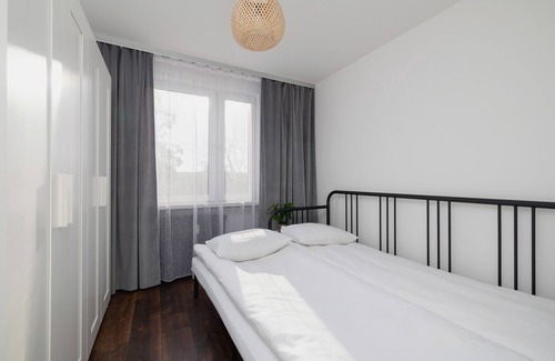 Krakow Apartamento | Two-bedroom Strzelców 9 by Renters