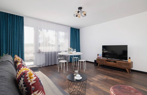 Krakow Apartamento | Two-bedroom Strzelców 9 by Renters