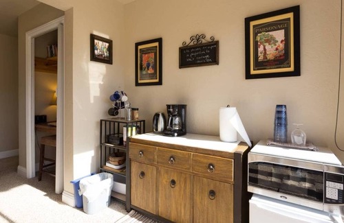 Salinas Casa | Two Bedroom Suite Spectacular Views 30 Day Rental