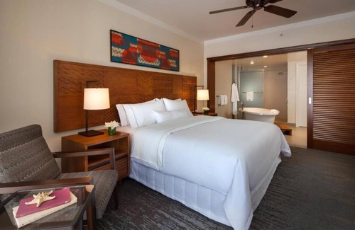 Honokowai Complejo | Two-Bedroom Suite with Balcony and Resort View