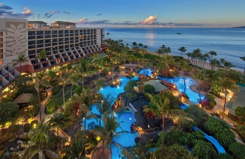 Lahaina Villa | Two-Bedroom Suite with Ocean Front View