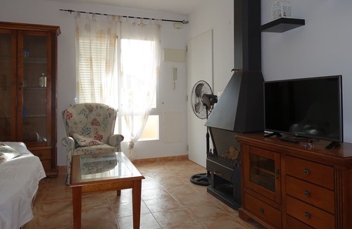 Monte Faro Casa | Casa adosada de dos habitaciones, piscina comunitaria, wifi, televisión del Reino Unido y cancha deportiva
