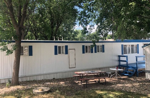 Big Stone City Casa | Two bedroom two bath cabin next to big Stone Lake