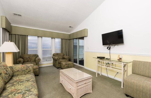 Windy Hill Complejo | Two Bedroom, Ocean View, Luxury Condo, North Myrtle Beach, SC 3927976